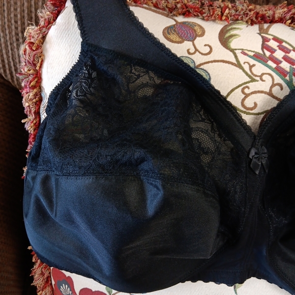 Glamorise MAGIC LIFT Bra 48H (WIRELESS) Half Lace PADDED-STRAPS Soft BLACK NEW - Picture 5 of 6